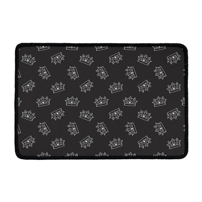 Doodle Crown Pattern Print Kitchen Mat