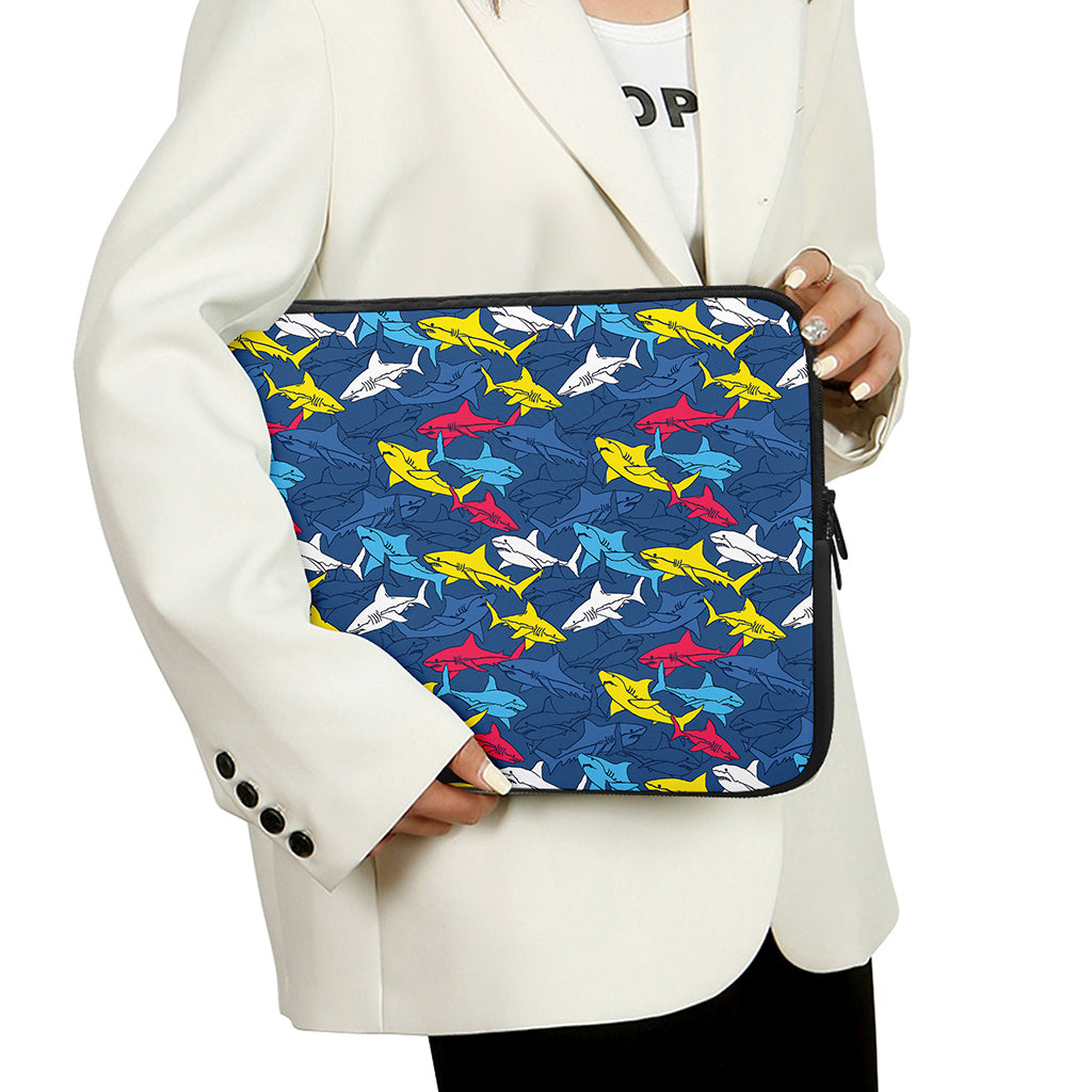 Doodle Shark Pattern Print Laptop Sleeve