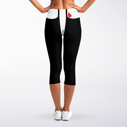 Dracula Fang Print Women's Capri Leggings