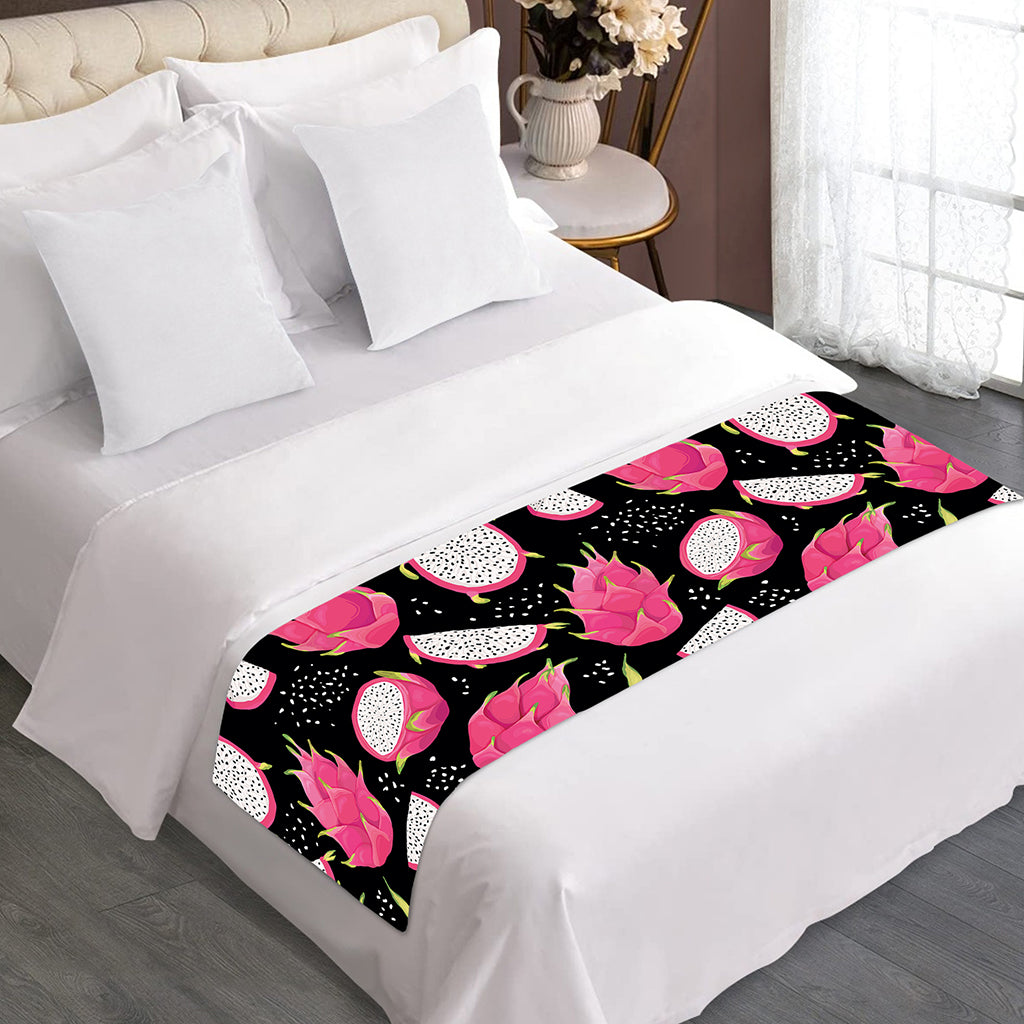 Dragon Fruit Pattern Print Bed Runner