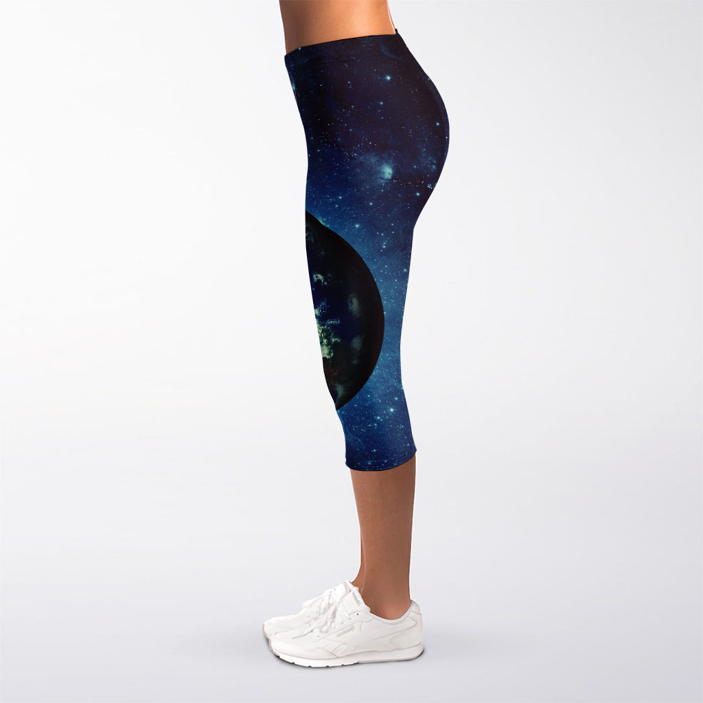 Earth And Space Print Women's Capri Leggings