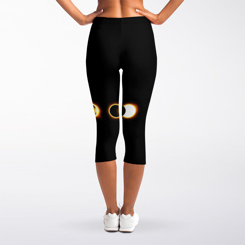 Eclipse Phases Print Women's Capri Leggings