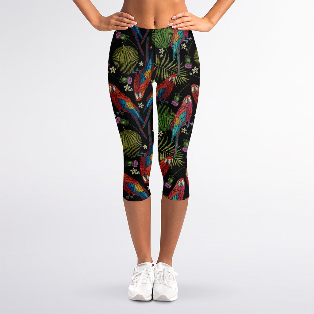 Embroidery Parrot Pattern Print Women's Capri Leggings