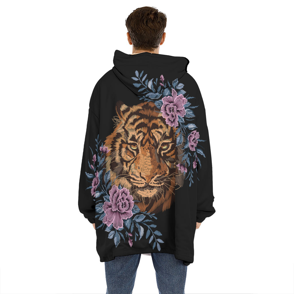 Embroidery Tiger And Flower Print Hoodie Blanket