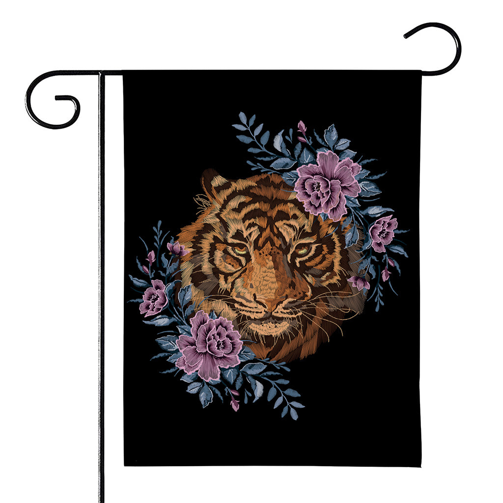 Embroidery Tiger And Flower Print House Flag