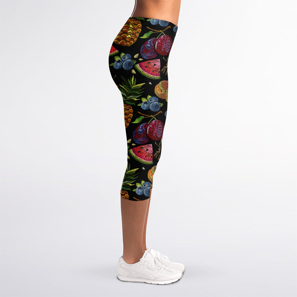 Embroidery Tropical Pattern Print Women's Capri Leggings