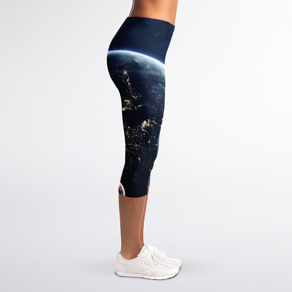 Endless Space Print Women's Capri Leggings