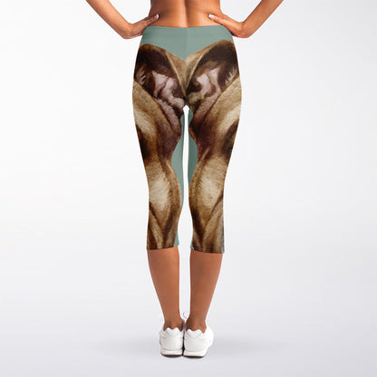 English Bulldog Portrait Print Women's Capri Leggings