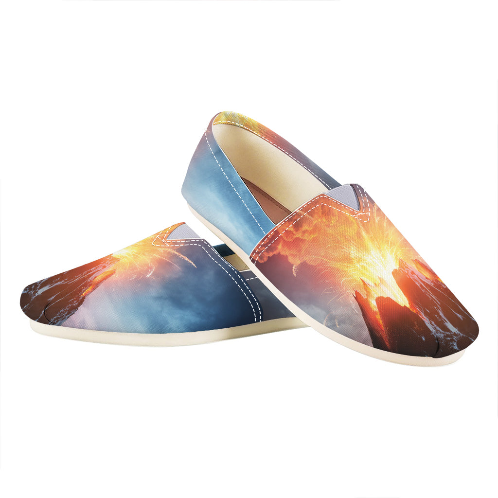 Erupting Volcano Print Casual Shoes