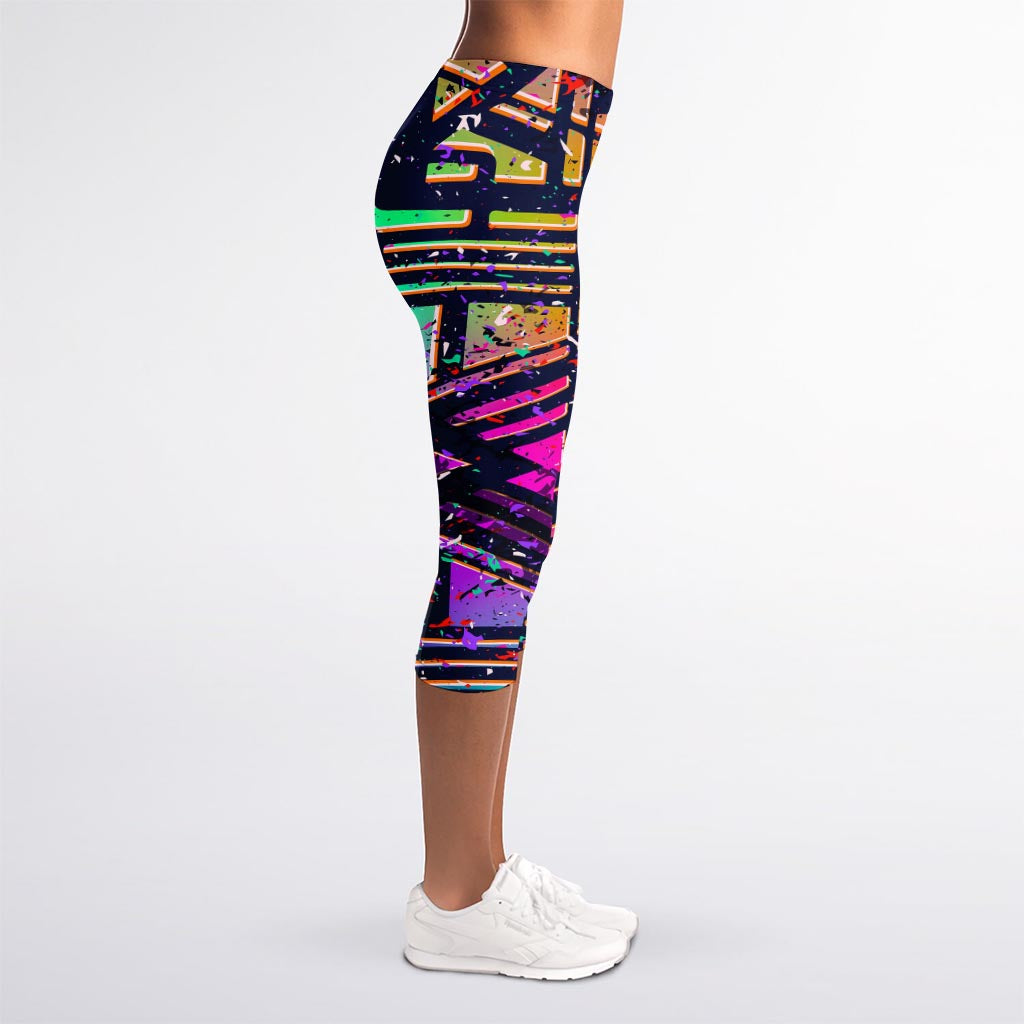 Ethnic Aztec Grunge Trippy Print Women's Capri Leggings