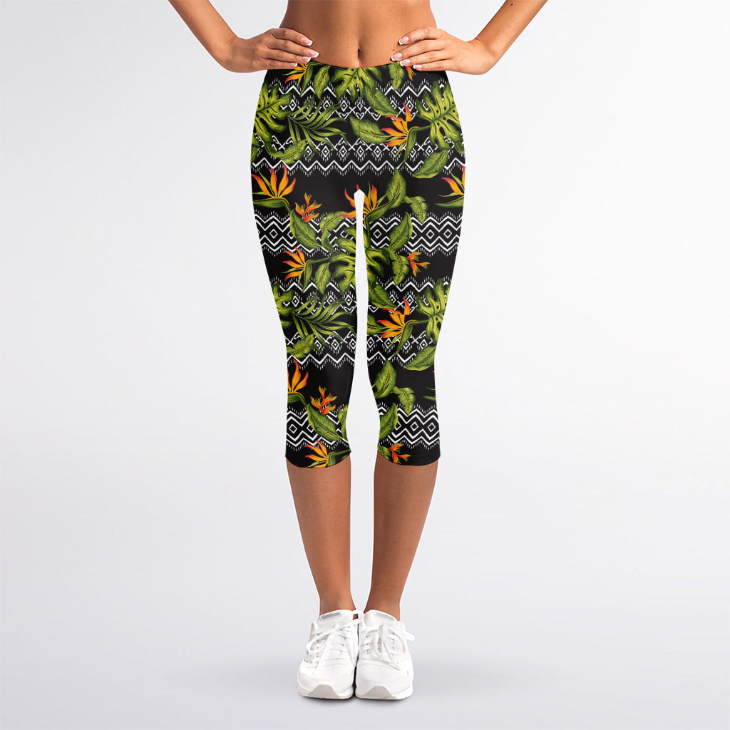 Ethnic Bird Of Paradise Pattern Print Women's Capri Leggings