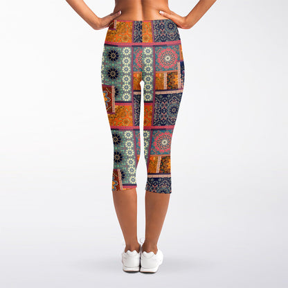 Ethnic Floral Patchwork Pattern Print Women's Capri Leggings