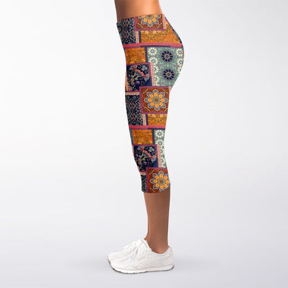 Ethnic Floral Patchwork Pattern Print Women's Capri Leggings