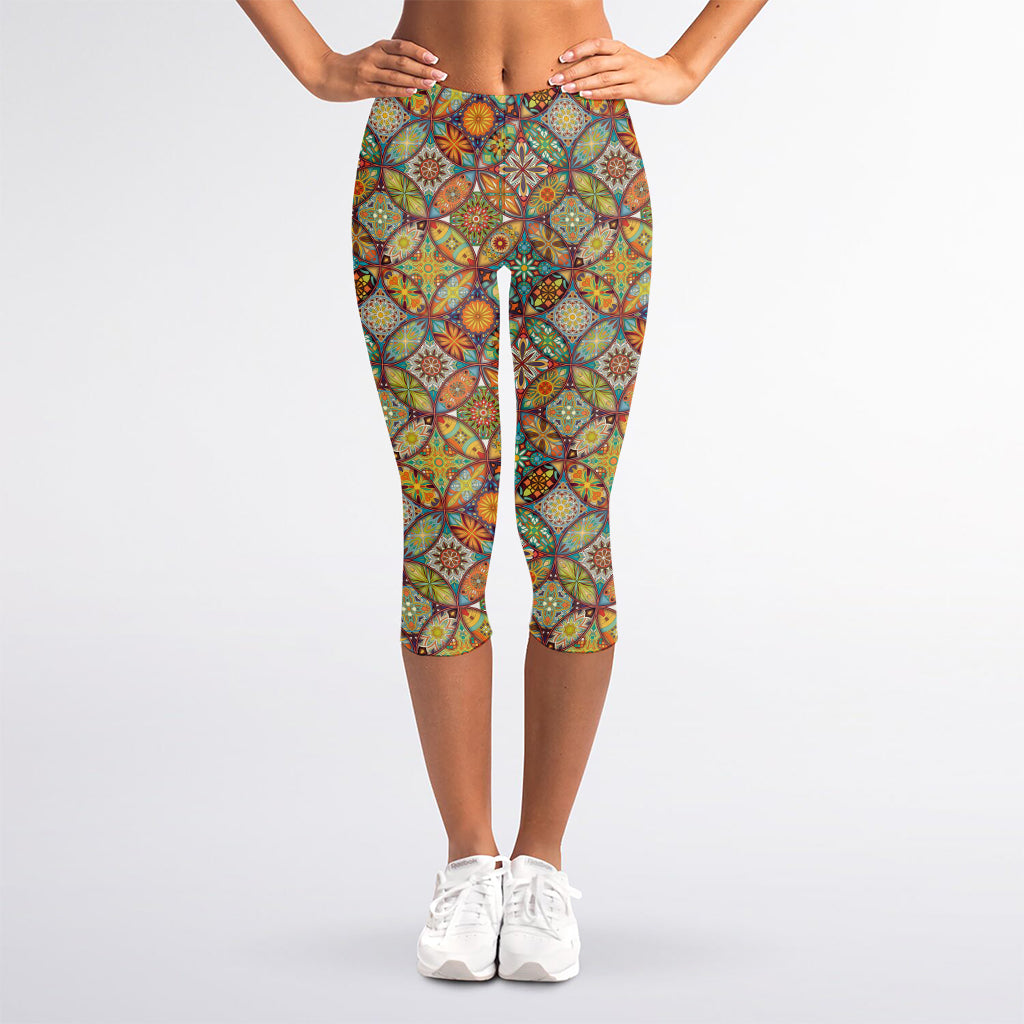 Ethnic Mandala Patchwork Pattern Print Women's Capri Leggings