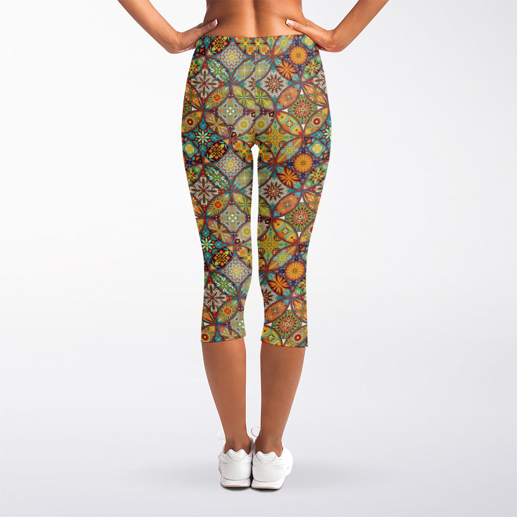 Ethnic Mandala Patchwork Pattern Print Women's Capri Leggings