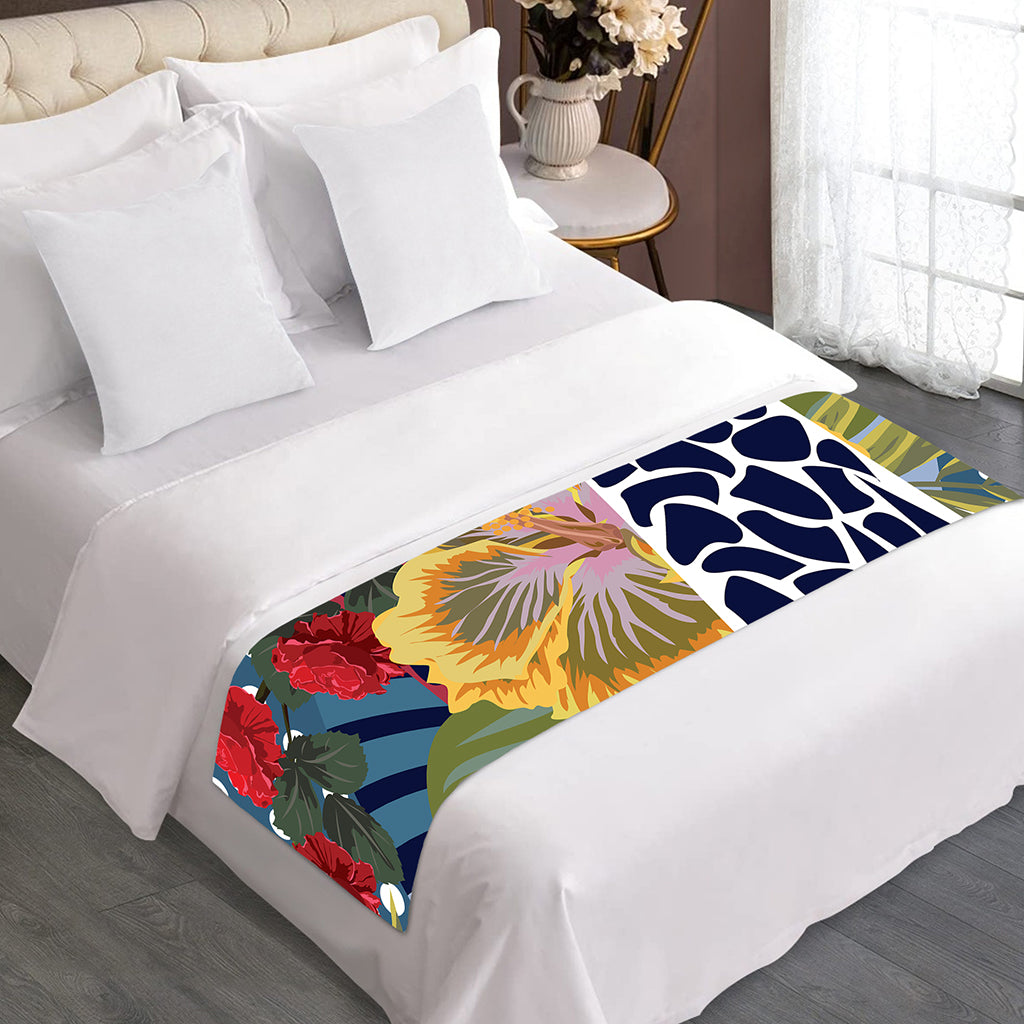 Exotic Patchwork Pattern Print Bed Runner