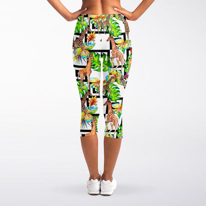Exotic Tropical Giraffe Pattern Print Women's Capri Leggings