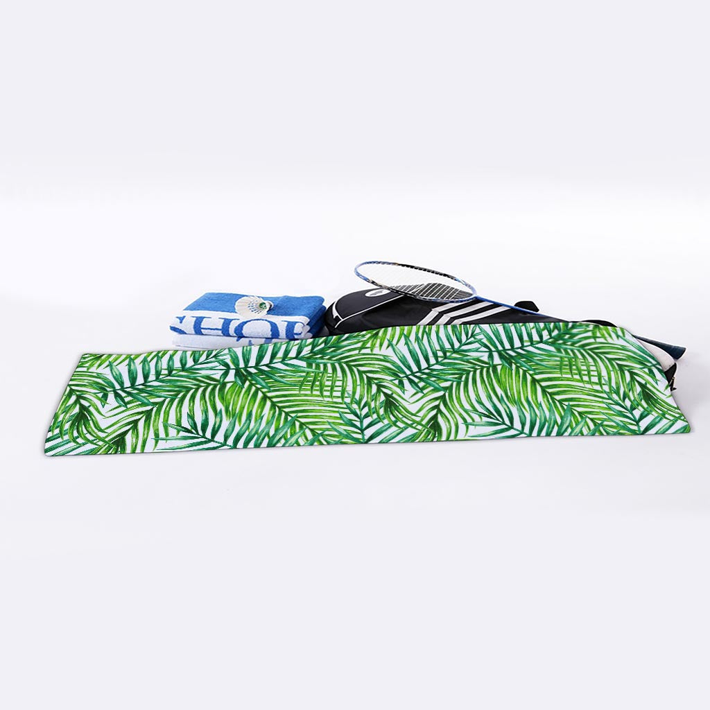 Exotic Tropical Leaf Pattern Print Sports Towel