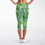 Exotic Tropical Leaf Pattern Print Women's Capri Leggings