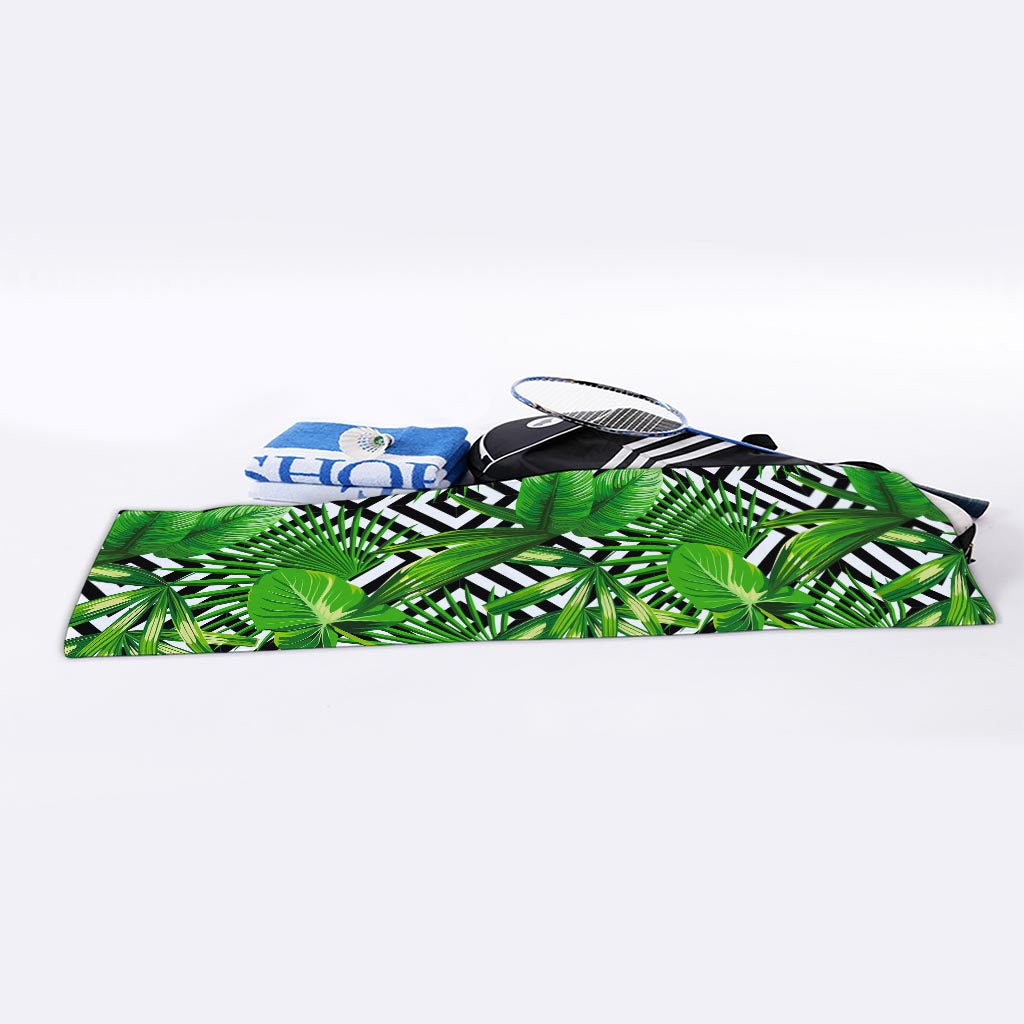 Exotic Tropical Leaves Pattern Print Sports Towel