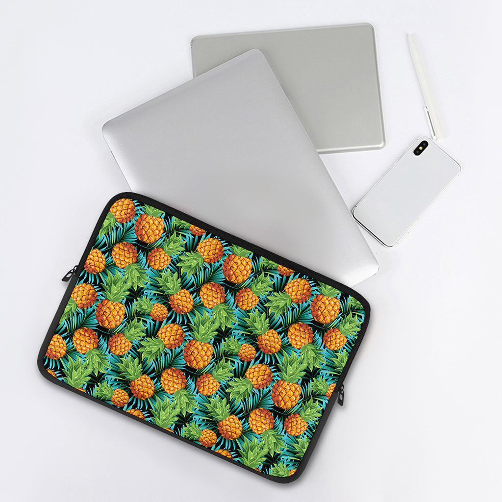 Exotic Tropical Pineapple Pattern Print Laptop Sleeve