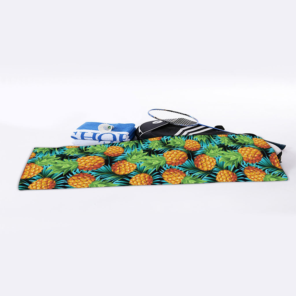 Exotic Tropical Pineapple Pattern Print Sports Towel