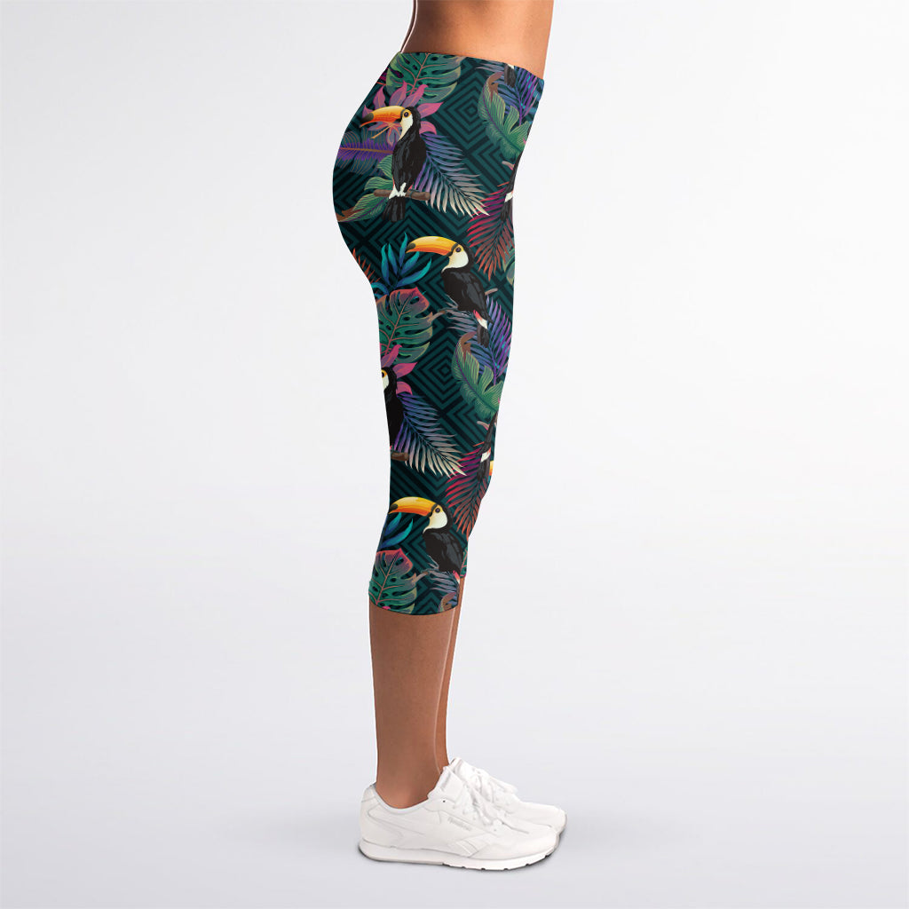 Exotic Tropical Toucan Pattern Print Women's Capri Leggings
