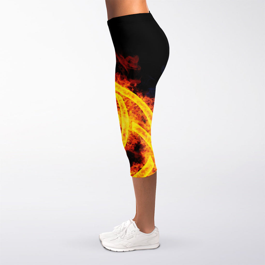 Fire Celtic Knot Print Women's Capri Leggings