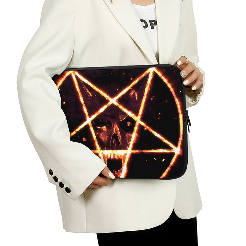 Flame Satanic Pentagram Print Laptop Sleeve