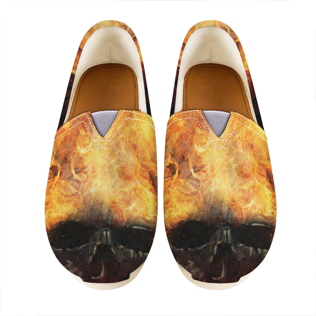 Flaming Demon Skull Print Casual Shoes