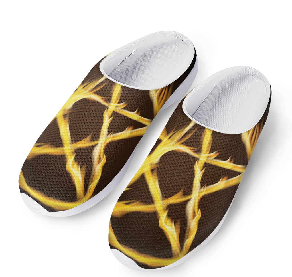 Flaming Pentagram Symbol Print Mesh Casual Shoes