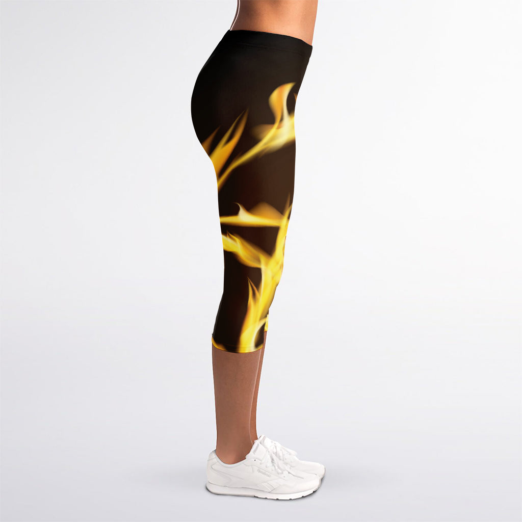 Flaming Pentagram Symbol Print Women's Capri Leggings
