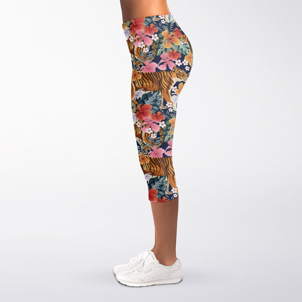 Flower And Tiger Pattern Print Women's Capri Leggings