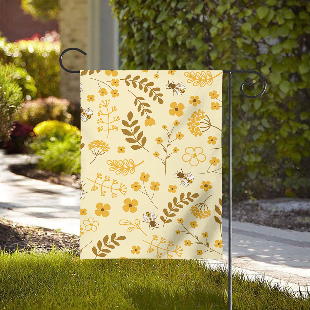 Flower Bee Pattern Print House Flag