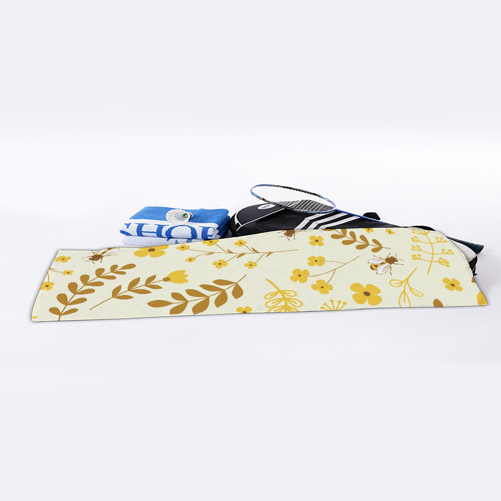Flower Bee Pattern Print Sports Towel