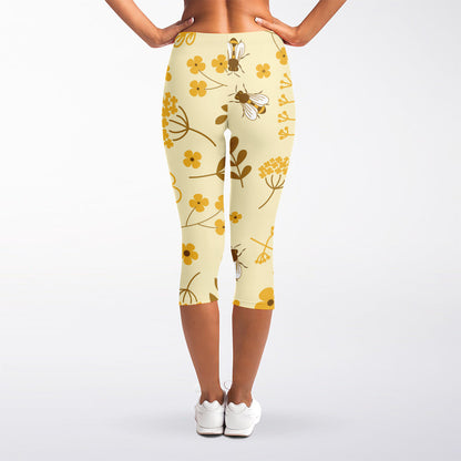 Flower Bee Pattern Print Women's Capri Leggings