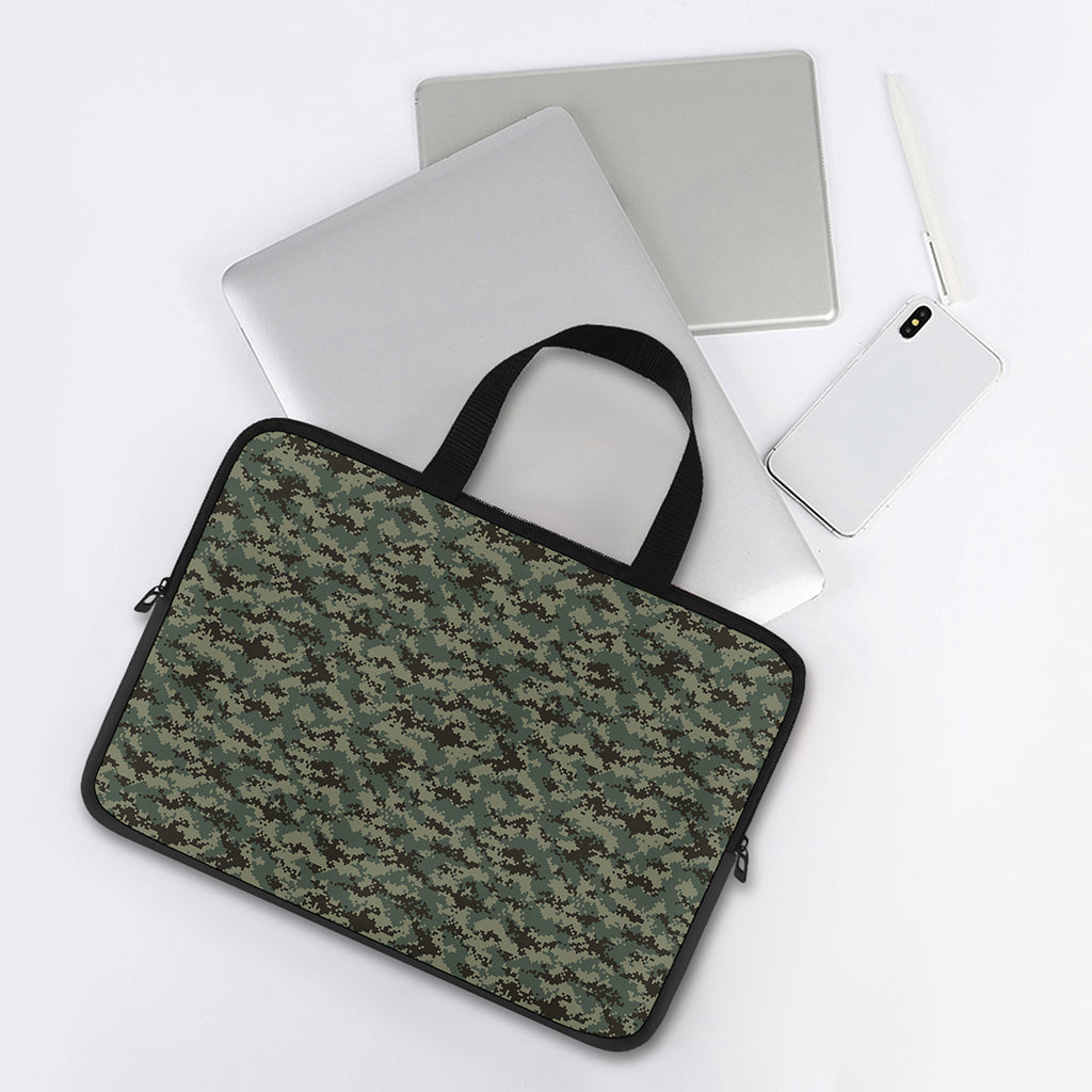 Forest Green Digital Camo Pattern Print Laptop Sleeve With Handle