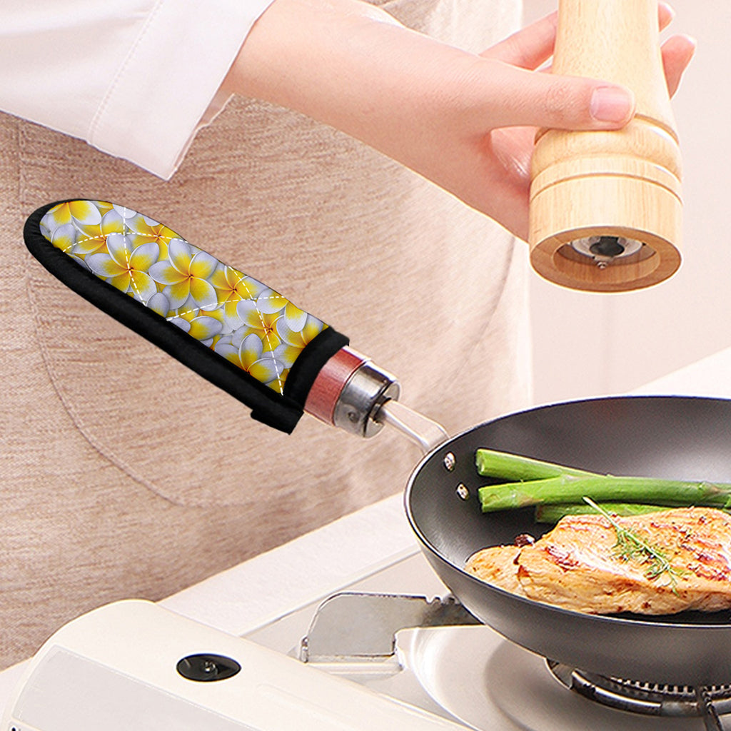 Frangipani Flower Print Skillet Handle Cover