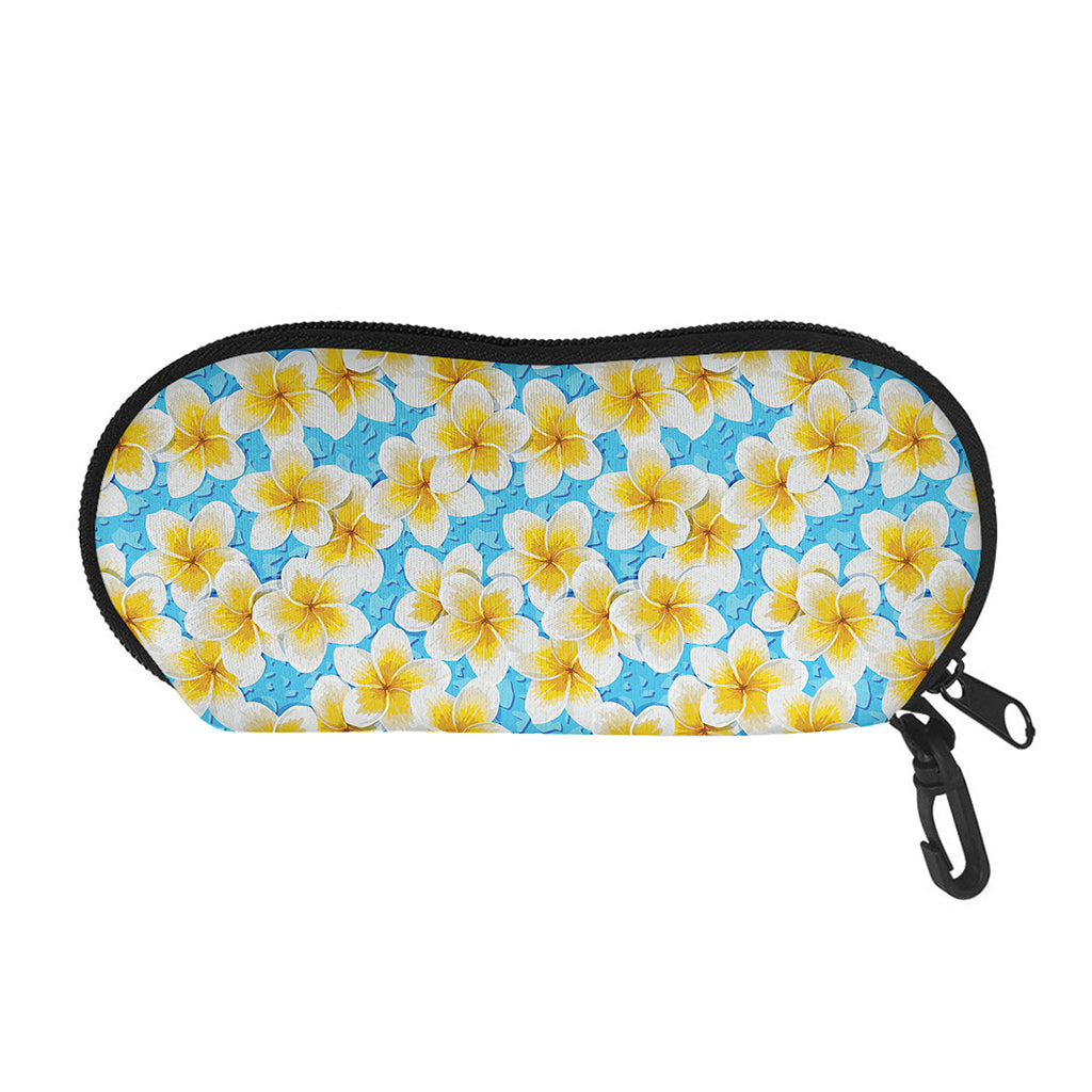 Frangipani On The Water Pattern Print Glasses Case