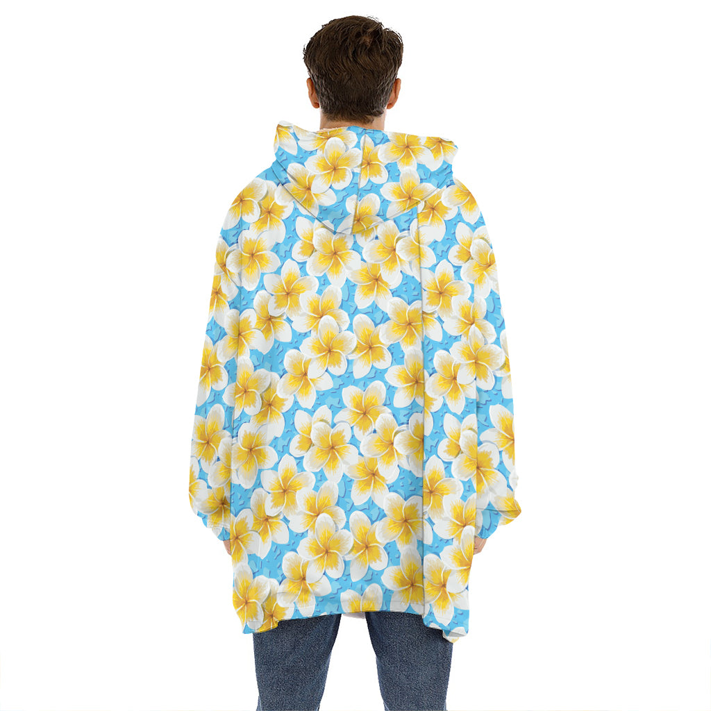 Frangipani On The Water Pattern Print Hoodie Blanket