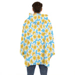 Frangipani On The Water Pattern Print Hoodie Blanket