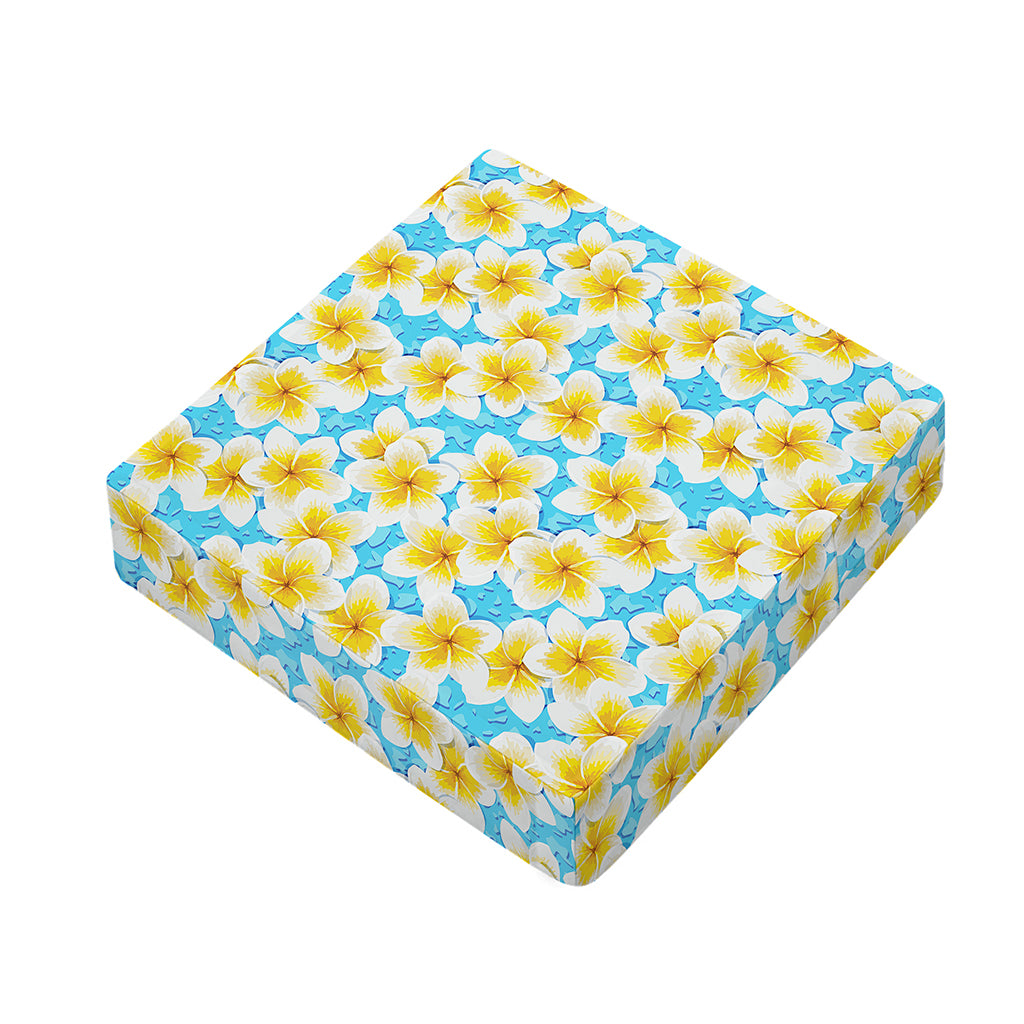 Frangipani On The Water Pattern Print Outdoor Seat Cushion Cover