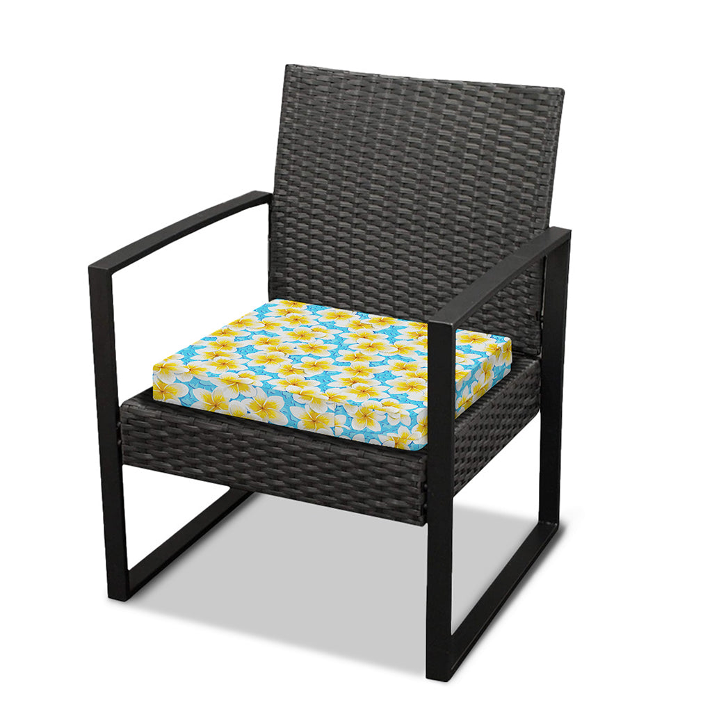 Frangipani On The Water Pattern Print Outdoor Seat Cushion Cover