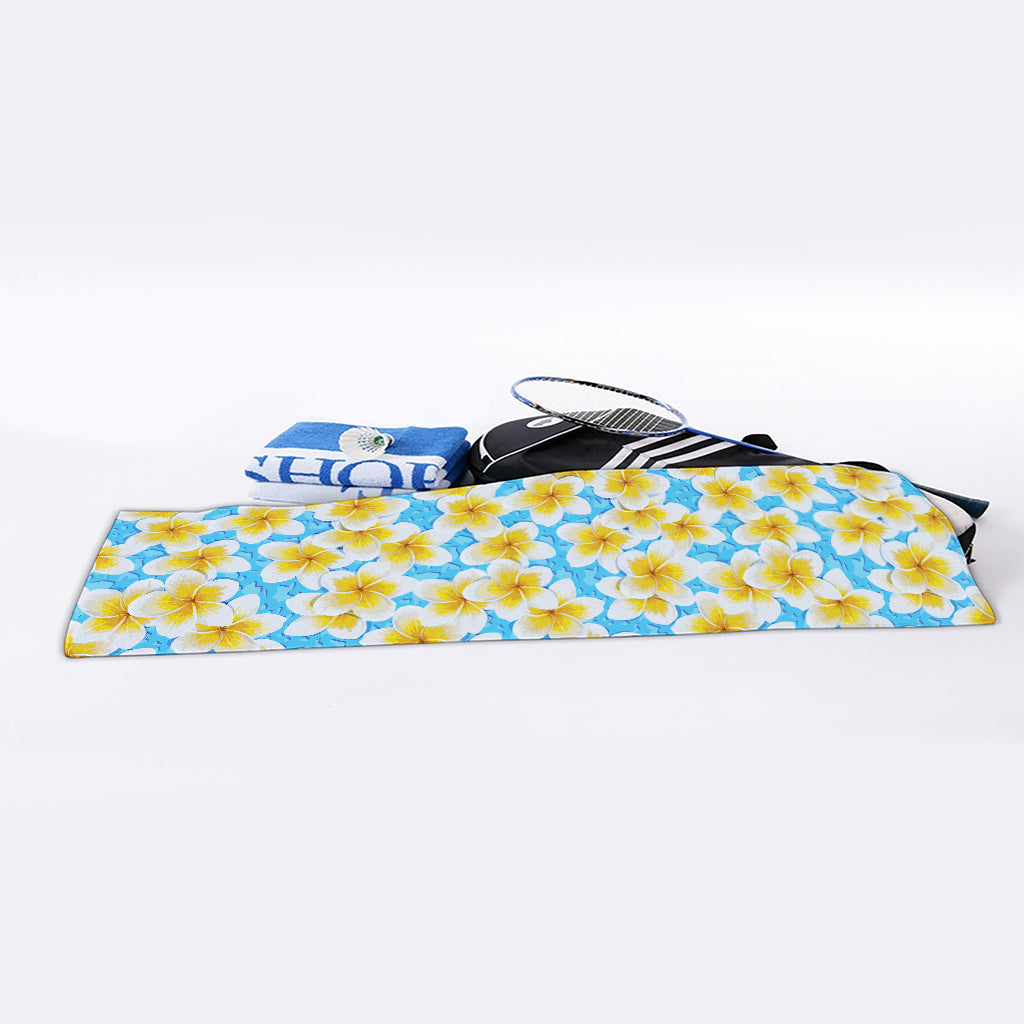 Frangipani On The Water Pattern Print Sports Towel