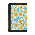 Frangipani On The Water Pattern Print Trifold Wallet