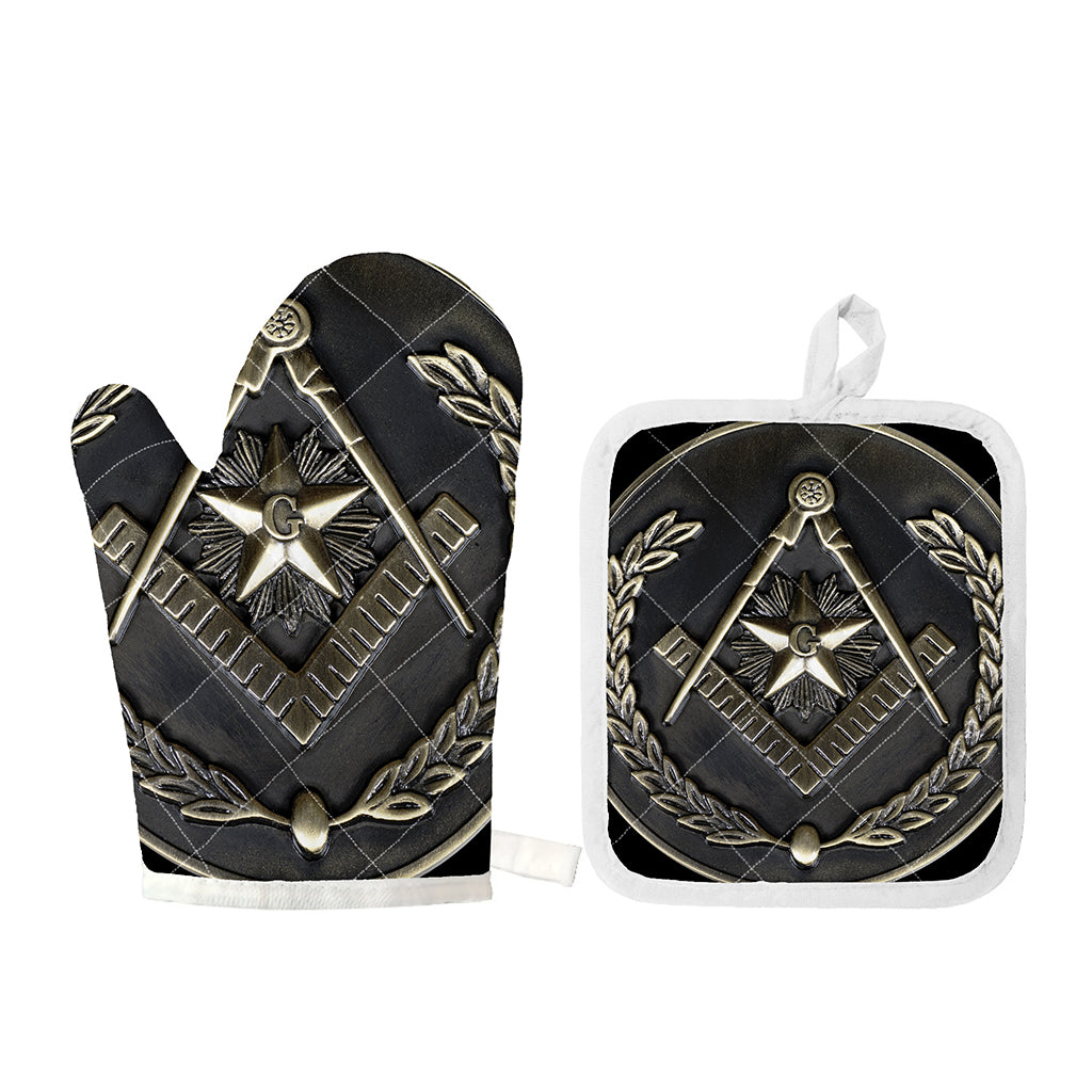 Freemasonry Medal Print Oven Mitt And Pot Holder Set