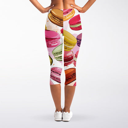 French Macaron Pattern Print Women's Capri Leggings