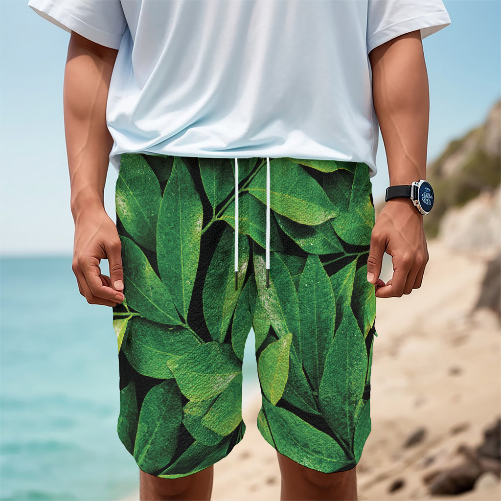 Fresh Green Leaf Print Men's Cargo Shorts