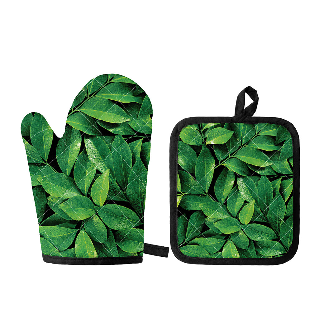 Fresh Green Leaf Print Oven Mitt And Pot Holder Set