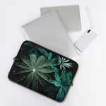 Fresh Tropical Leaf Print Laptop Sleeve
